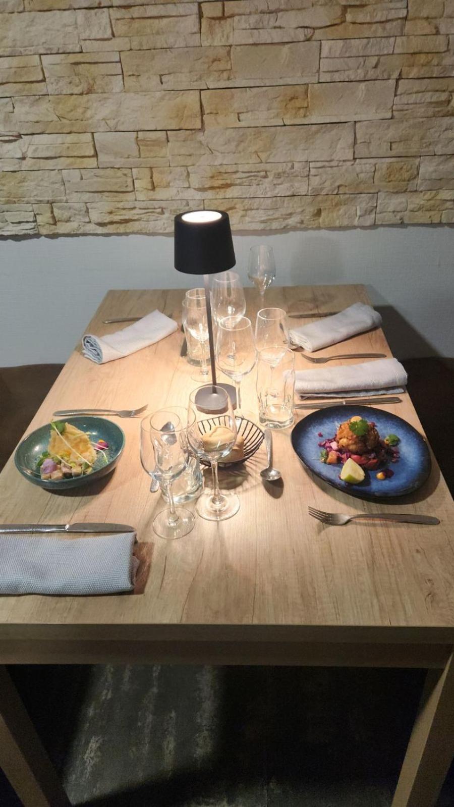 Logis Hotel Restaurant De La Madeleine Commercy Εξωτερικό φωτογραφία