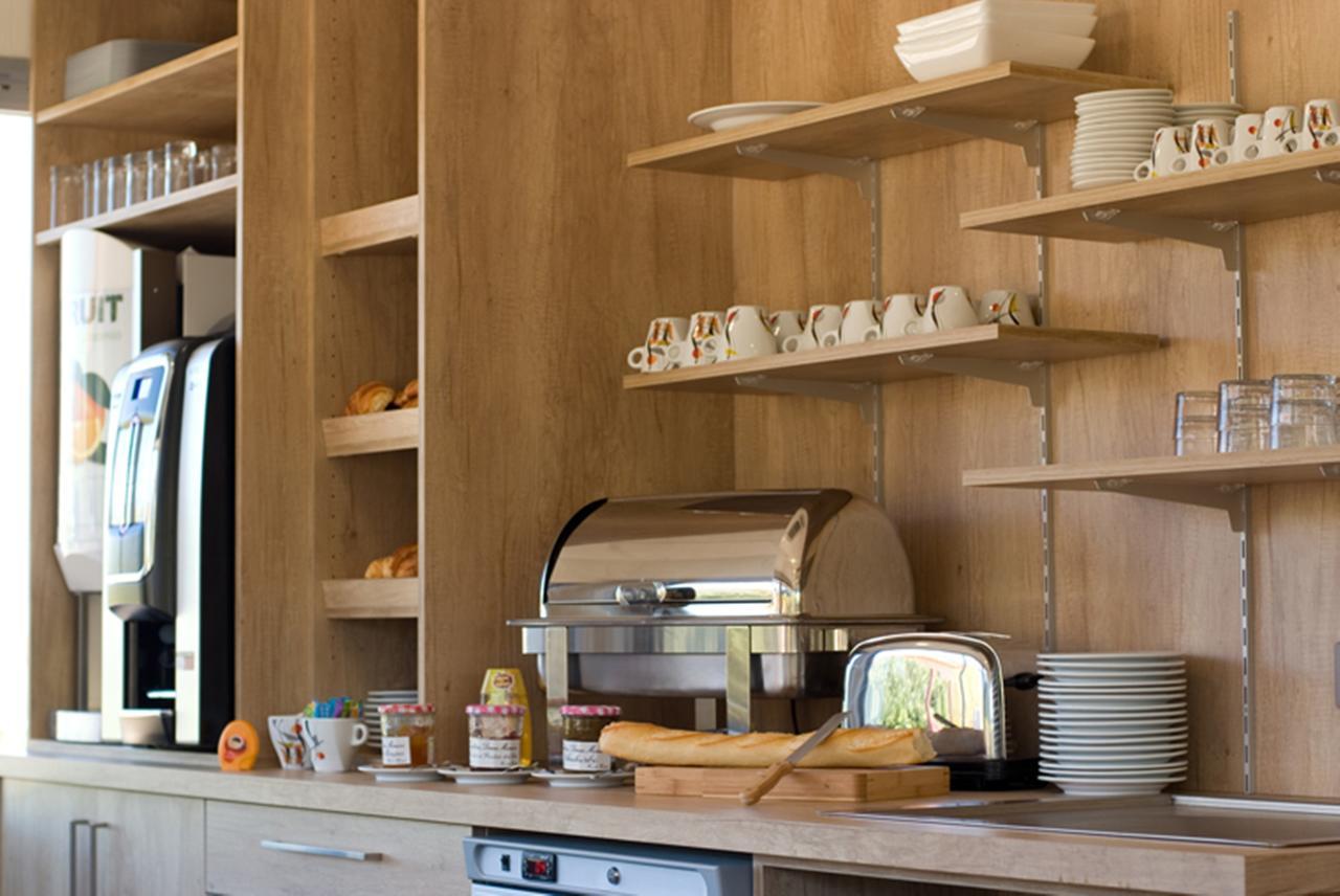 Logis Hotel Restaurant De La Madeleine Commercy Εξωτερικό φωτογραφία