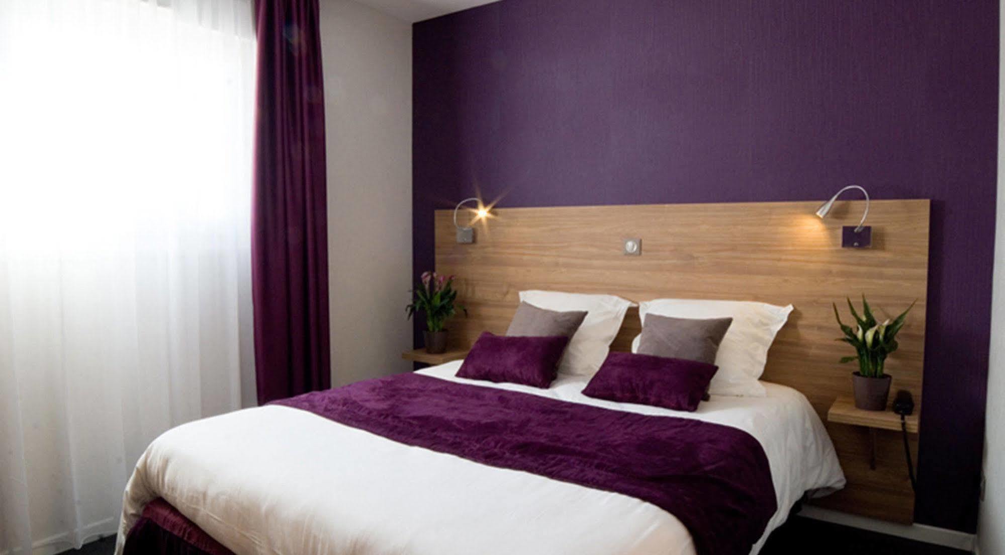 Logis Hotel Restaurant De La Madeleine Commercy Εξωτερικό φωτογραφία
